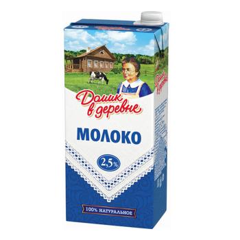 Купить Молоко Домик в деревне 2,5% 950 гр/12 в Москве